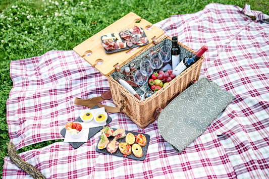 Val d’Orcia Picknick: Der Sommer auf der Tenuta Sanoner zwischen Weinbergen, Natur und Aetos-Weinen